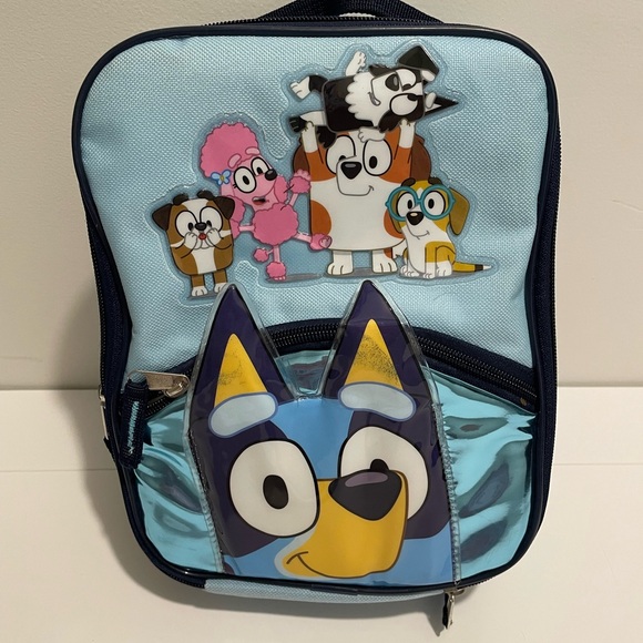 Bluey & Friends Insulated Lunchbox Zipper Closure - Picture 1 of 5